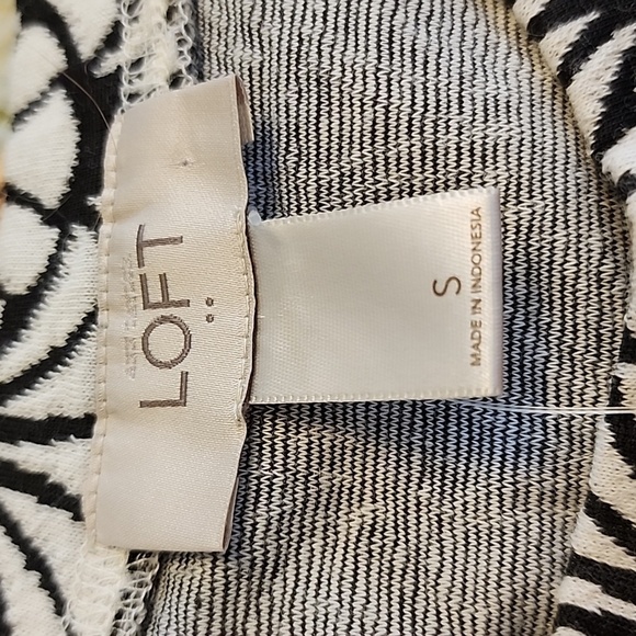 NEW LOFT Pullover Sweater Top Spring Preppy Casual Coastal Sea Shells Spring - Picture 5 of 8